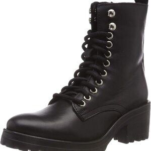Steve Madden Combat Boots (Size 8, Never Worn)
